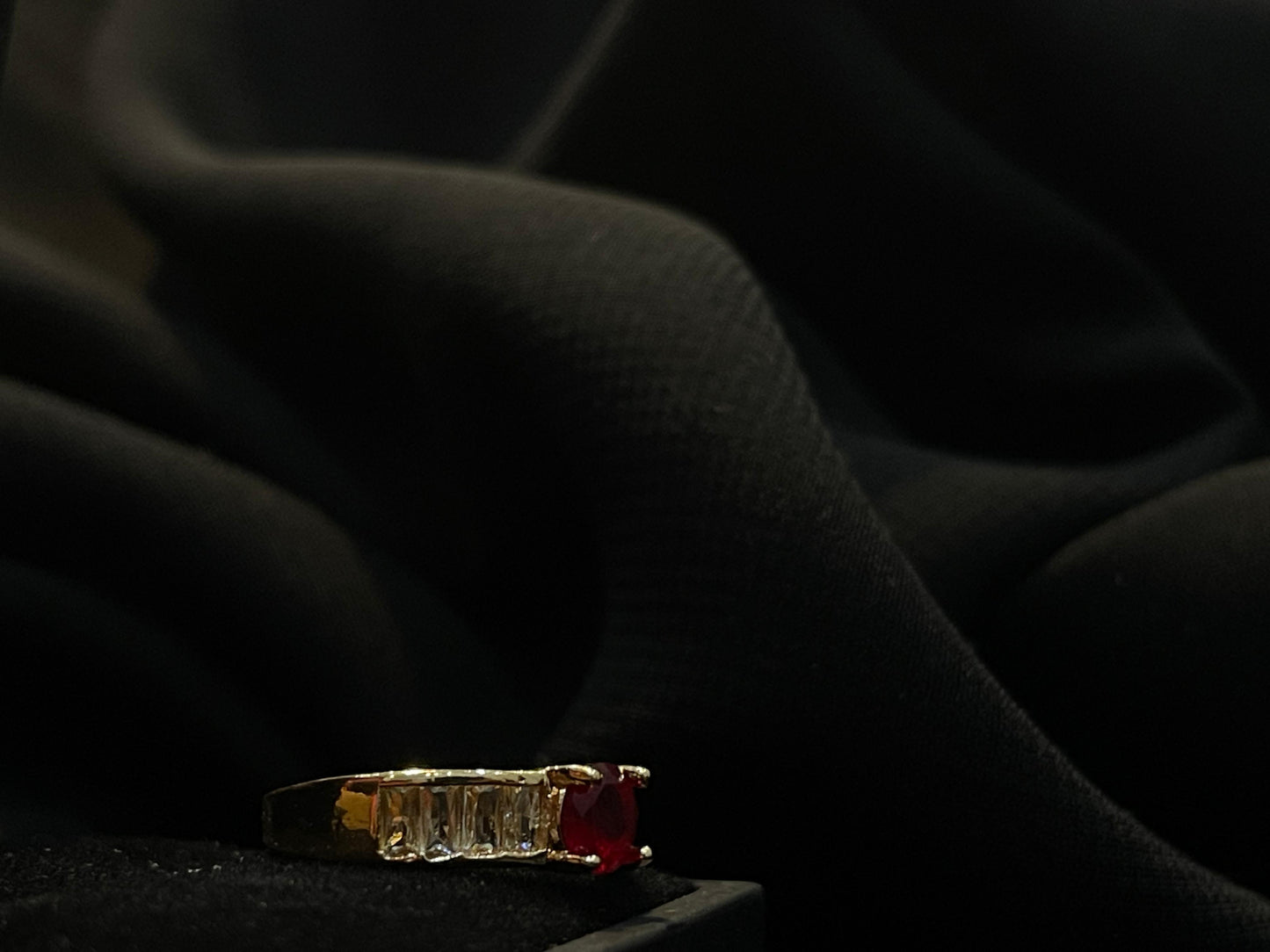 Women's Red Stone Gold Ring